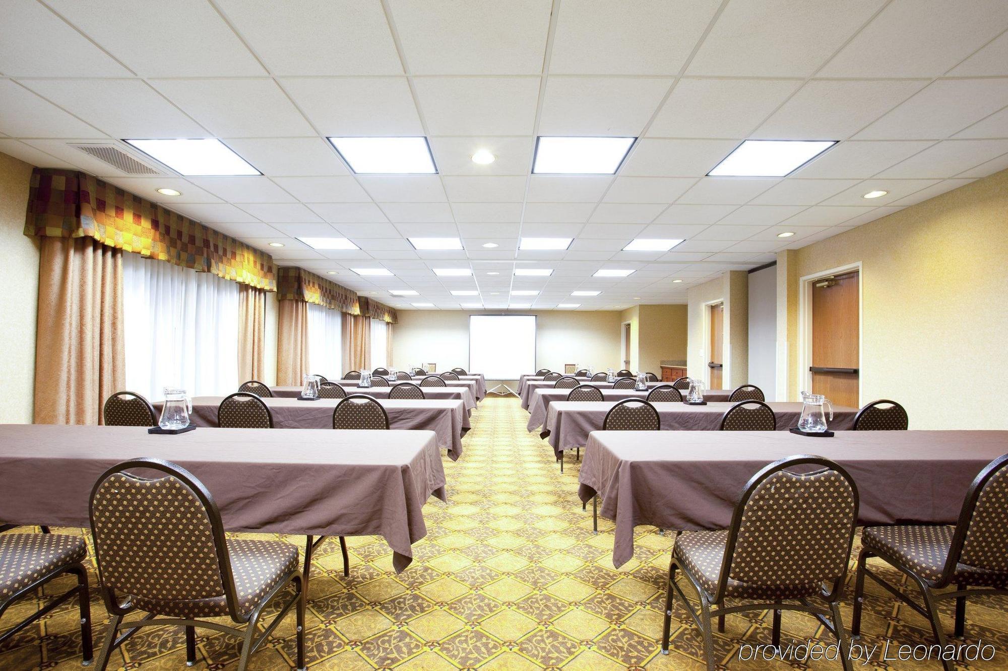 Holiday Inn Express Chicago Northwest-Vernon Hills By Ihg Kemudahan gambar