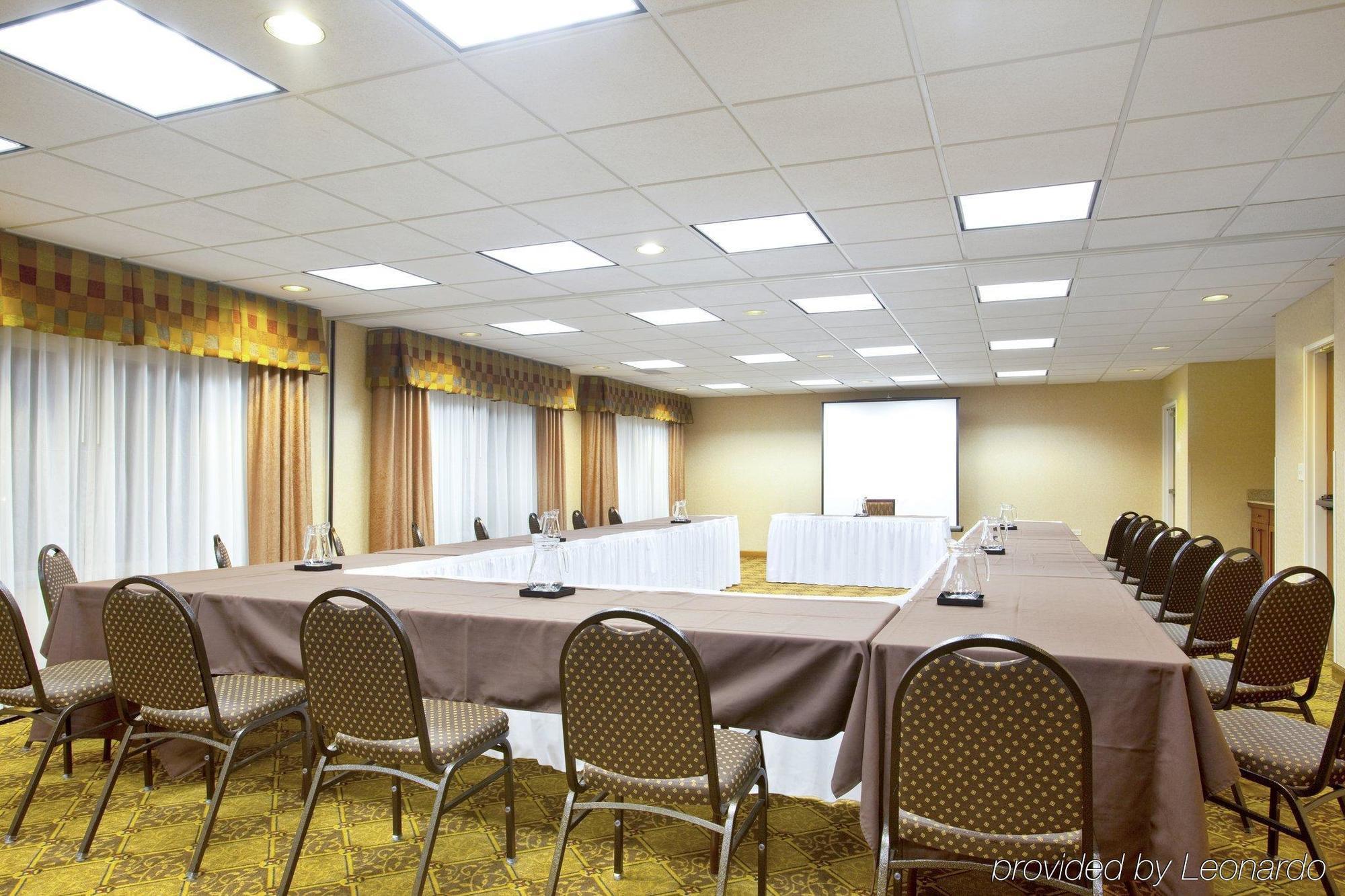 Holiday Inn Express Chicago Northwest-Vernon Hills By Ihg Kemudahan gambar