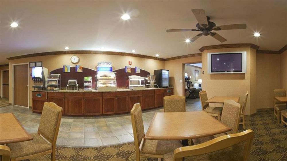 Holiday Inn Express Chicago Northwest-Vernon Hills By Ihg Luaran gambar