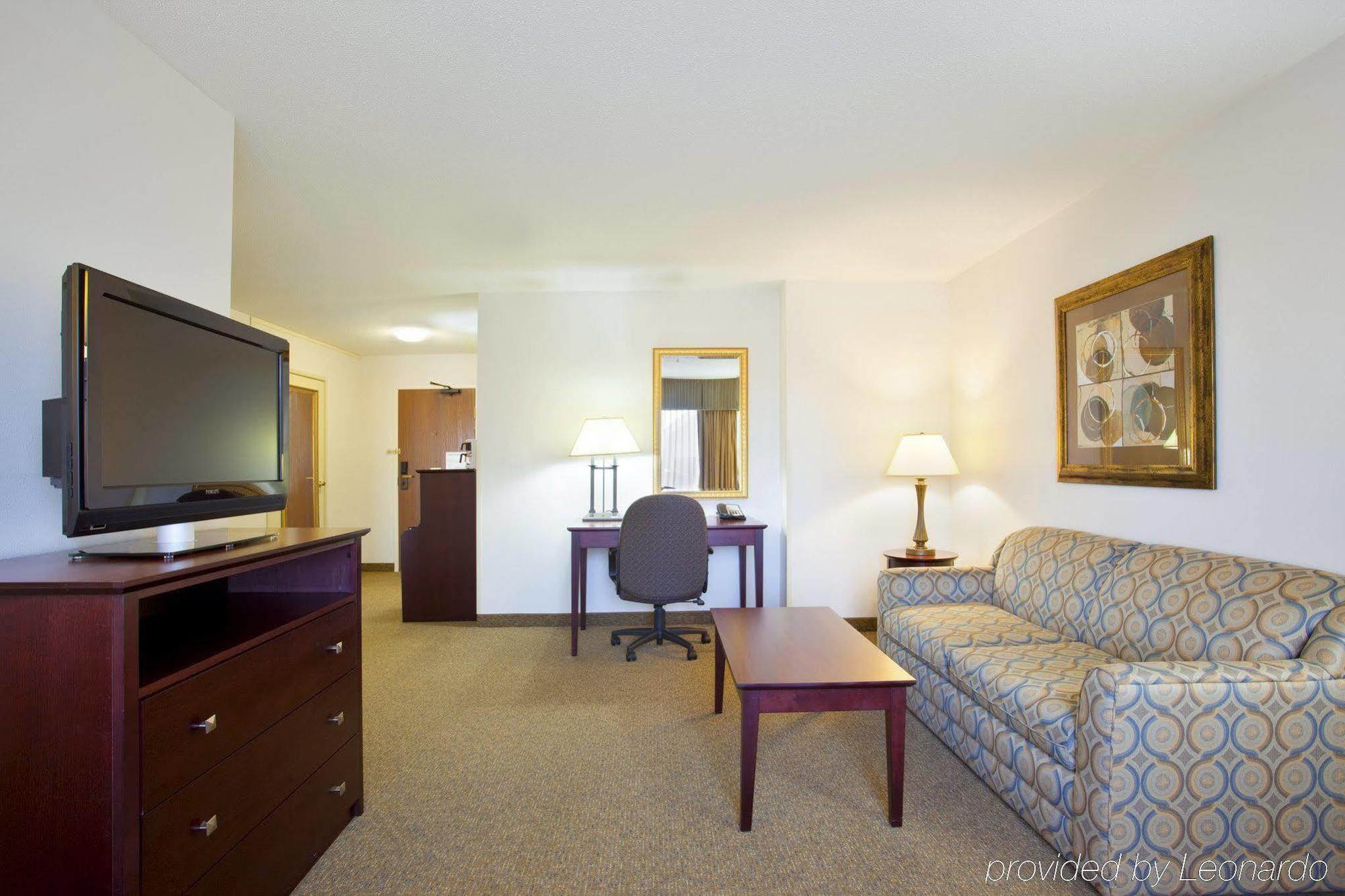 Holiday Inn Express Chicago Northwest-Vernon Hills By Ihg Bilik gambar