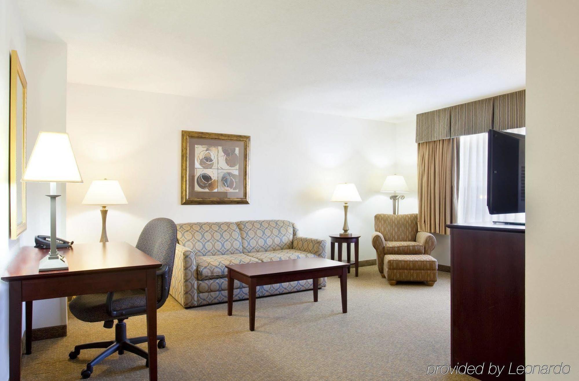 Holiday Inn Express Chicago Northwest-Vernon Hills By Ihg Bilik gambar